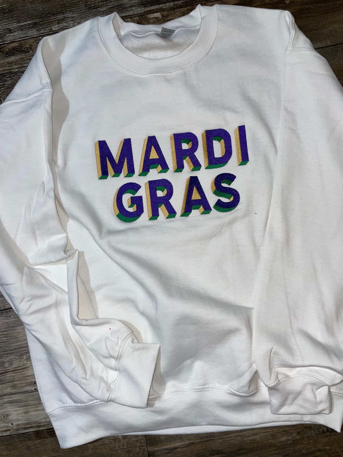 MG Embroidered sweatshirt